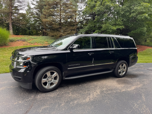 Black 2016 Chevrolet Suburban LT
