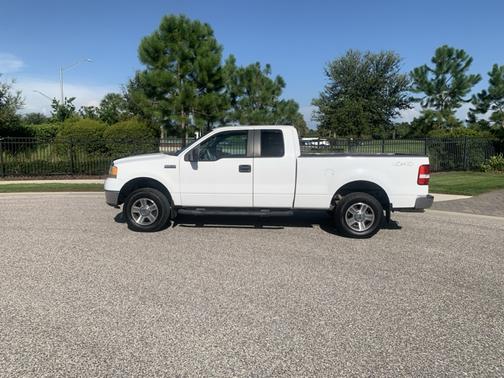 White 2007 Ford F-150 XLT SuperCab