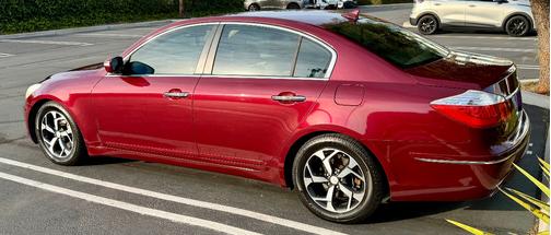 2011 Hyundai Genesis 3.8