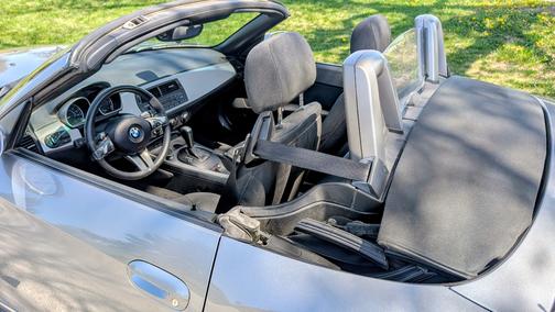 Silver 2006 BMW Z4 3.0i Roadster