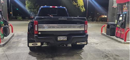 2022 Ford F-450 Platinum
