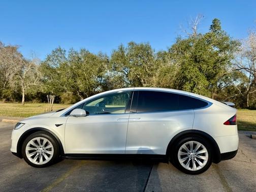 2016 Tesla Model X 90D