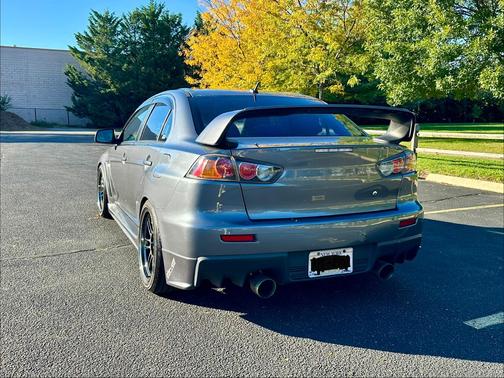 Gray 2008 Mitsubishi Lancer Evolution GSR