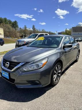 Gray 2017 Nissan Altima 2.5 SV