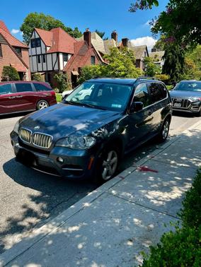 Gray 2013 BMW X5 xDrive50i