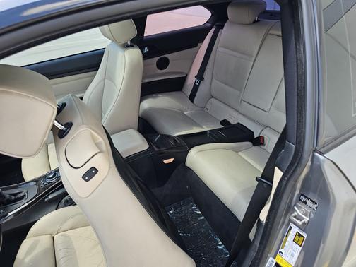 2012 BMW 328 i