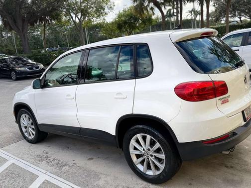 2014 Volkswagen Tiguan Auto SE