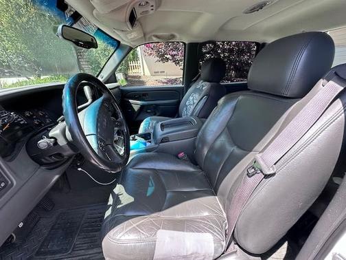 2004 GMC Sierra 2500 SLT H/D Crew Cab