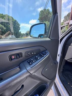 2004 GMC Sierra 2500 SLT H/D Crew Cab