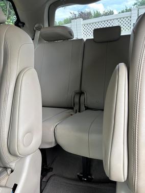 Red 2012 Toyota Sienna XLE