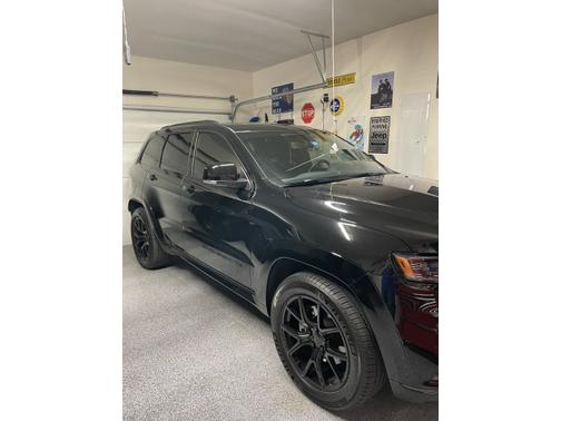 Photo 1 of 3 of 2020 Jeep Grand Cherokee Limited