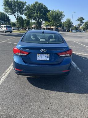 Blue 2014 Hyundai ELANTRA SE