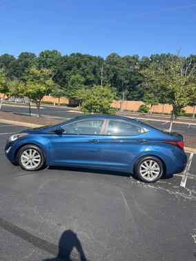 Blue 2014 Hyundai ELANTRA SE