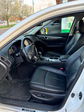 White 2015 INFINITI Q50 Premium