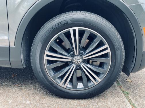 2018 Volkswagen Tiguan 2.0T SEL