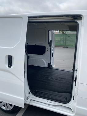 2017 Nissan NV200 SV