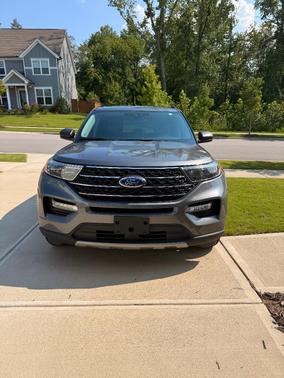 Gray 2024 Ford Explorer XLT