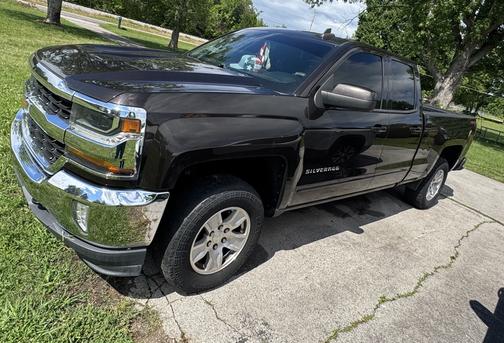 Brown 2018 Chevrolet Silverado 1500 1LT