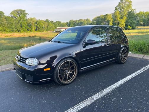Black 2004 Volkswagen R32 Base