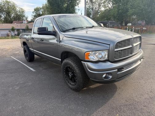 Gray 2005 Dodge Ram 2500 SLT Quad Cab