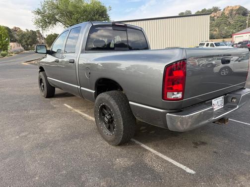 Gray 2005 Dodge Ram 2500 SLT Quad Cab