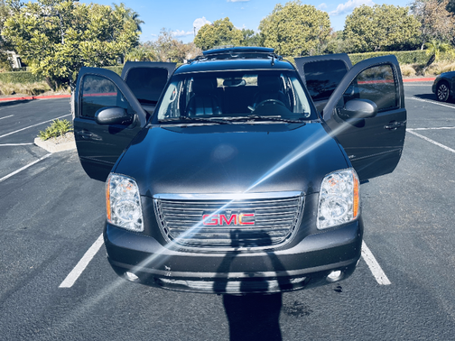 2011 GMC Yukon XL 1500 SLT