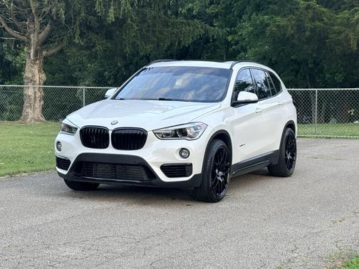 White 2017 BMW X1 xDrive 28i