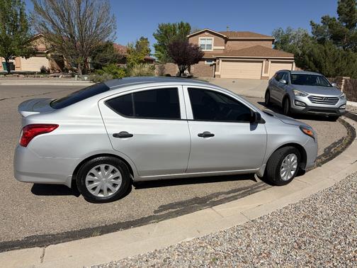 Silver 2015 Nissan Versa 1.6 S+