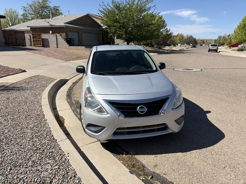 Silver 2015 Nissan Versa 1.6 S+