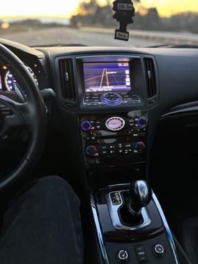 2014 INFINITI Q60 Base