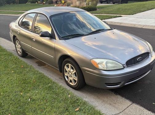 2007 Ford Taurus SE