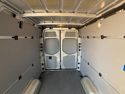 2024 Mercedes-Benz Sprinter 2500 Standard Roof