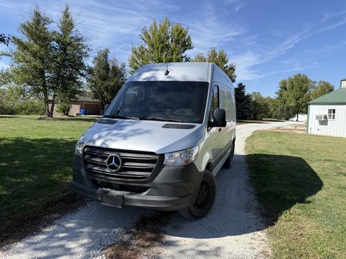 2024 Mercedes-Benz Sprinter 2500 Standard Roof