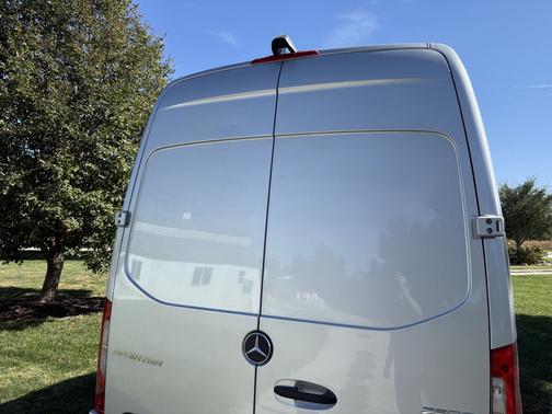 2024 Mercedes-Benz Sprinter 2500 Standard Roof