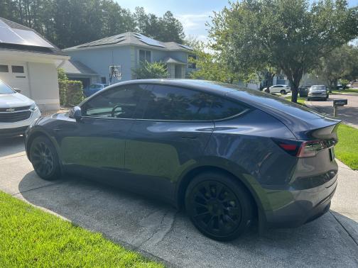 2023 Tesla Model Y AWD