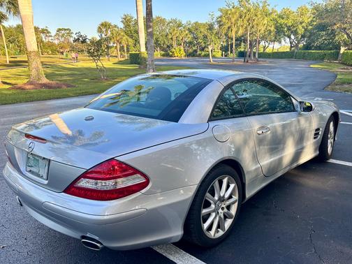 Silver 2007 Mercedes-Benz SL-Class SL550 Roadster