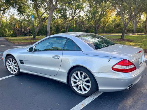 Silver 2007 Mercedes-Benz SL-Class SL550 Roadster
