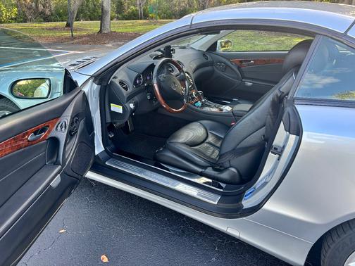 Silver 2007 Mercedes-Benz SL-Class SL550 Roadster