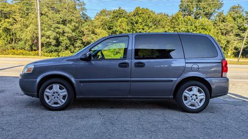Gray 2007 Chevrolet Uplander LS