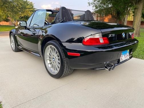 2002 BMW Z3 3.0i Roadster