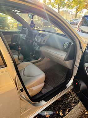 Gray 2006 Toyota RAV4 Limited