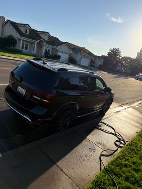 Black 2018 Dodge Journey Crossroad