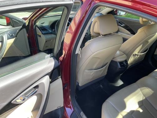 2013 Hyundai Azera Base