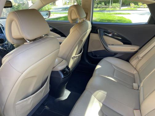 2013 Hyundai Azera Base