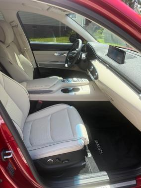 2025 Genesis GV70 2.5T