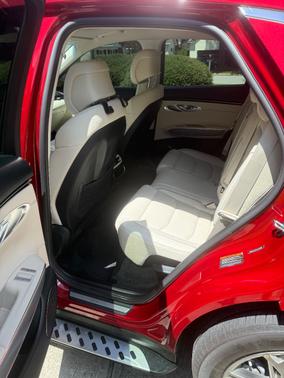 2025 Genesis GV70 2.5T