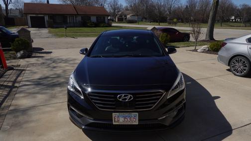 Black 2015 Hyundai SONATA Sport 2.0T