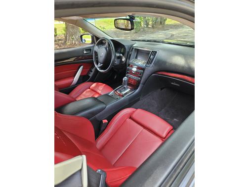 2010 INFINITI G37 Anniversary Edition