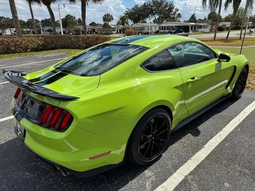 2020 Ford Shelby GT350 Base