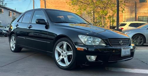 Black 2001 Lexus IS 300 Base